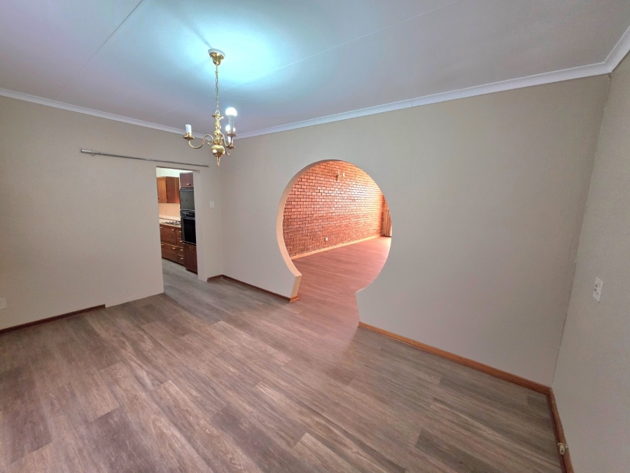 3 Bedroom Property for Sale in Eureka Free State